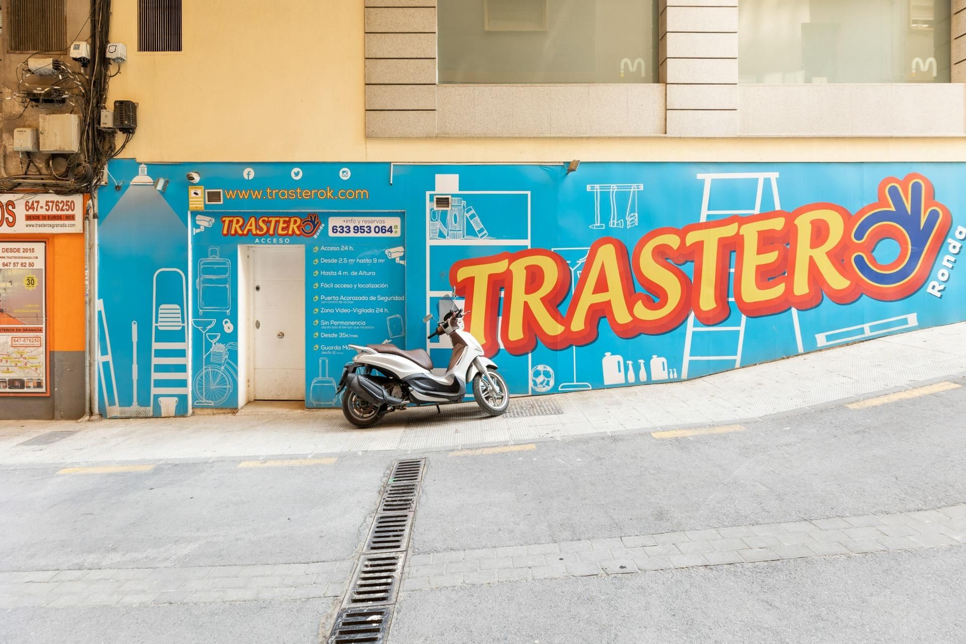 Traster en venda a Camino de Ronda