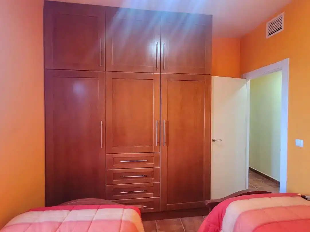 Habitación de Piso en venta en Polopos con Aire acondicionado, Piscina y Amueblado