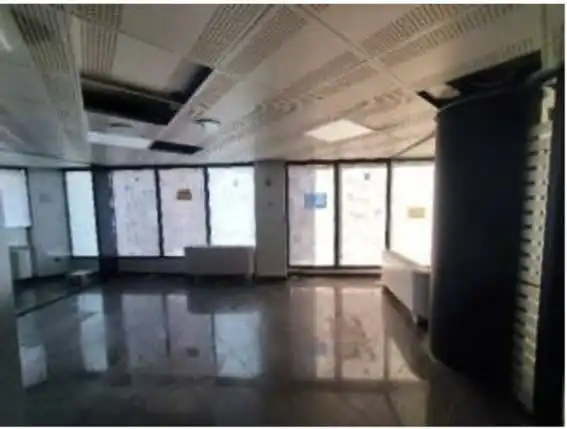 Local comercial en alquiler en Carrer de Mossèn Camil Rosell, imagen 2