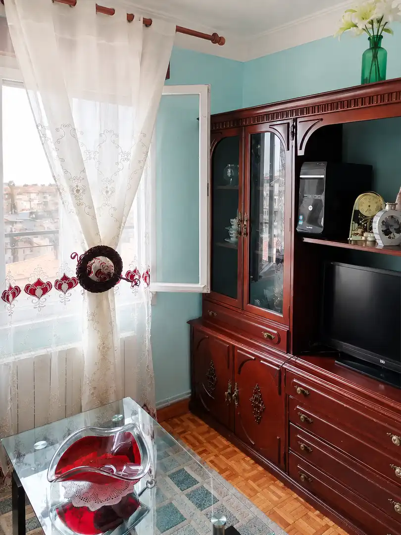 Living room of Flat for sale in Portugalete  with Heating