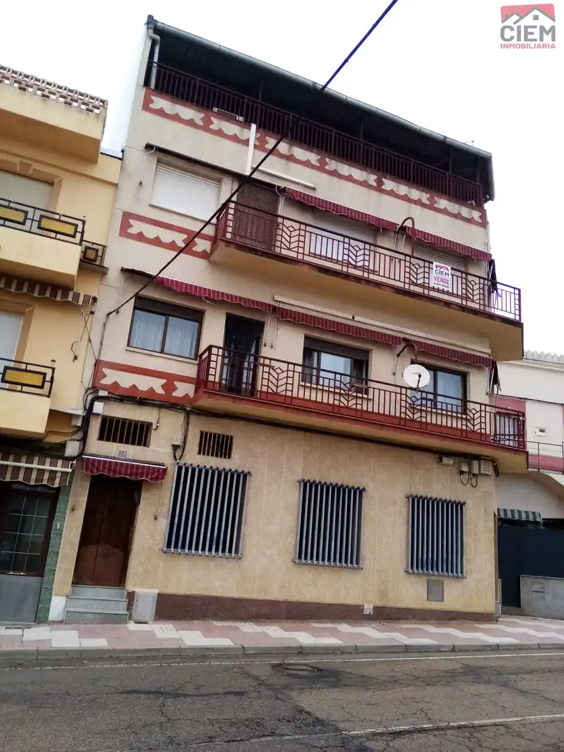 Buildings for sale in Avenida de la Constitución, 28, Zorita
