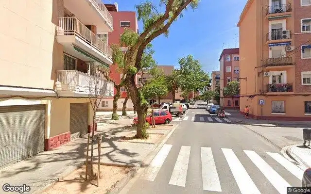 Vista exterior de Piso en venta en Xirivella
