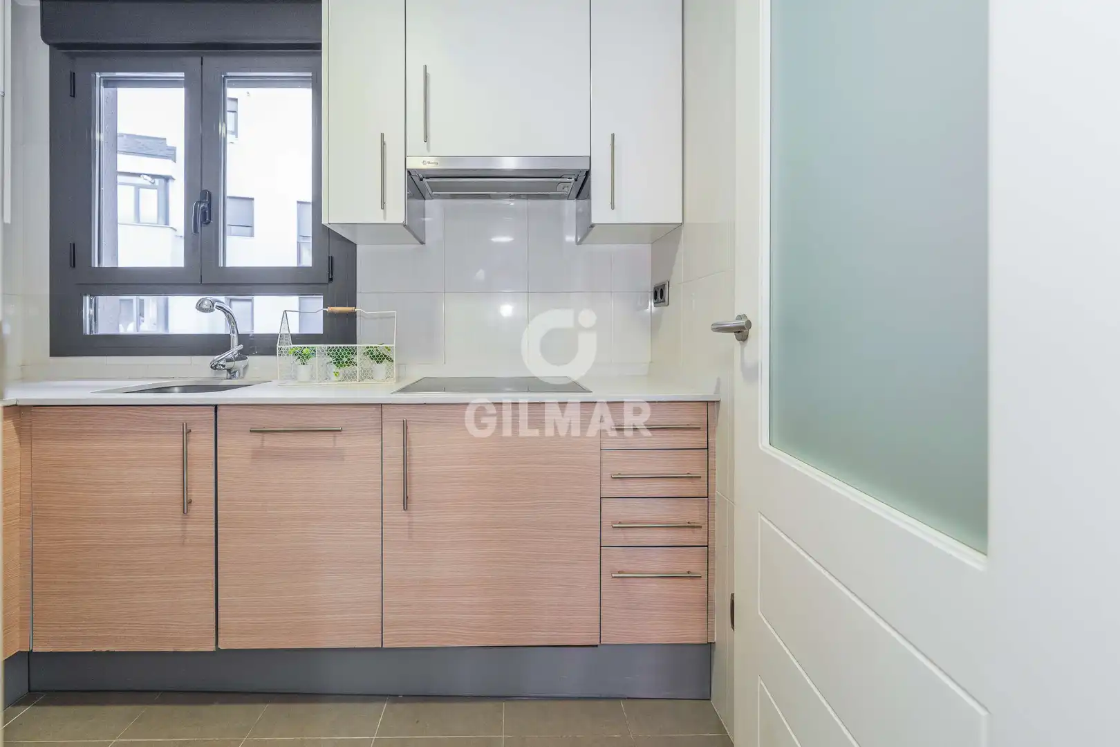 Kitchen of Attic for sale in Madrid  with Heating, Private garden and Storage room