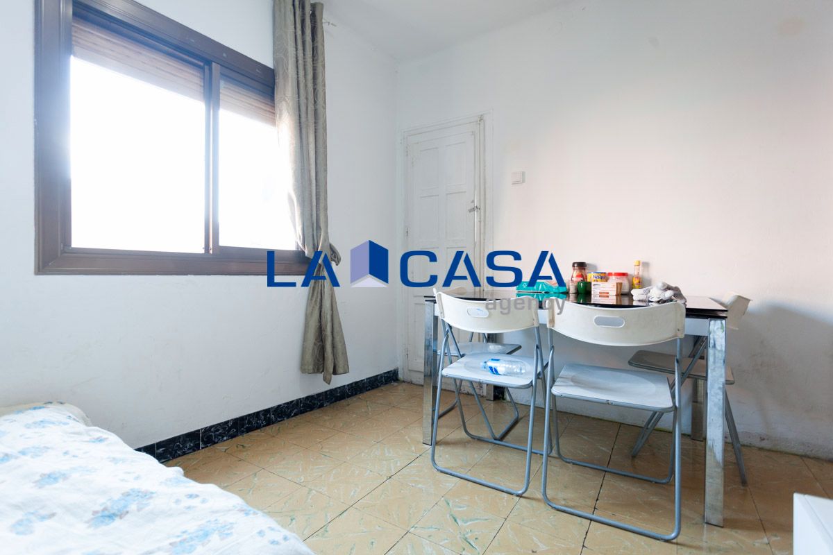 Flat for sale in L'Hospitalet de Llobregat  with Terrace and Balcony