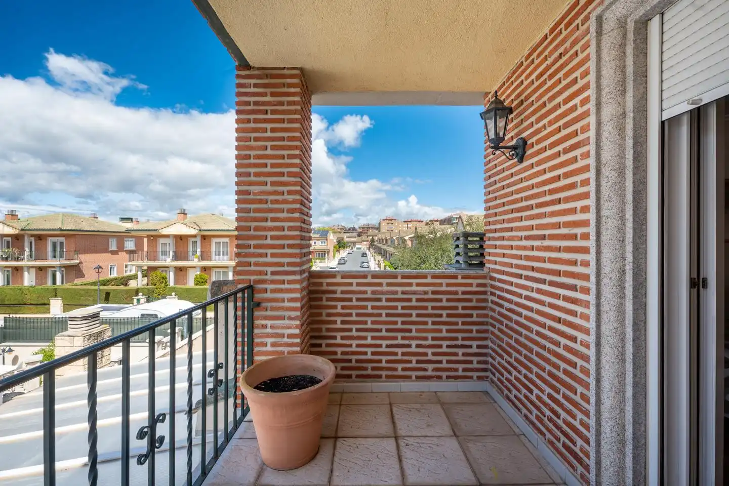 Terrassa de Casa o xalet en venda en Ávila amb Calefacció, Jardí privat i Terrassa