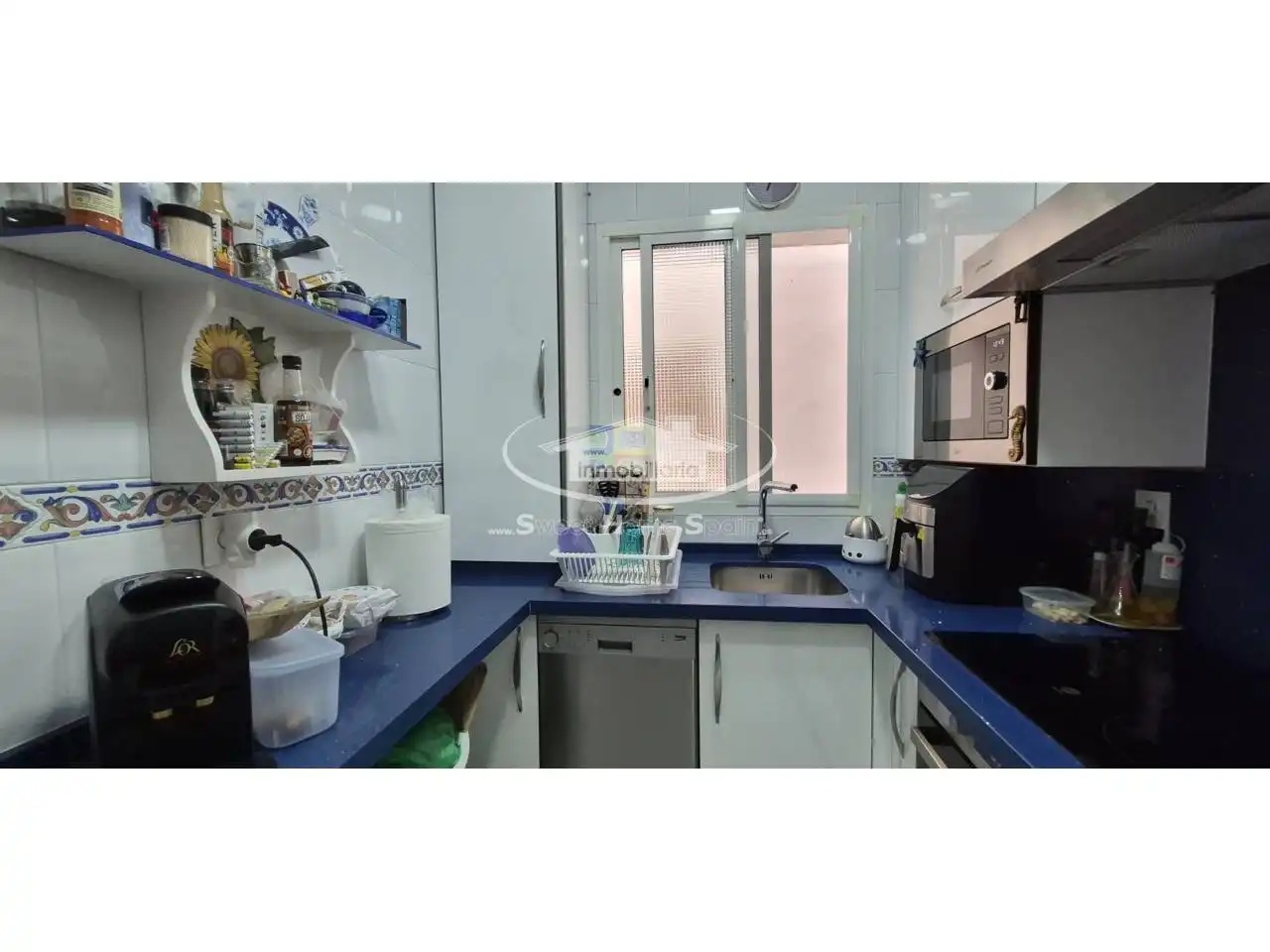 Kitchen of Flat for sale in Sanlúcar de Barrameda  with Air Conditioner, Terrace and Furnished