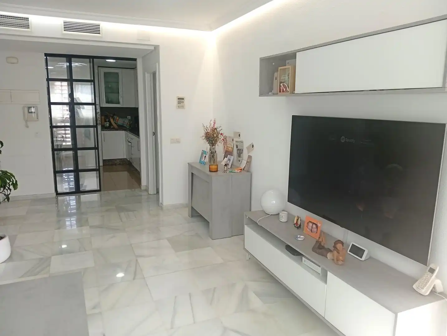 Sala de estar de Piso en venta en Málaga con Aire acondicionado, Calefacción y Jardín privado