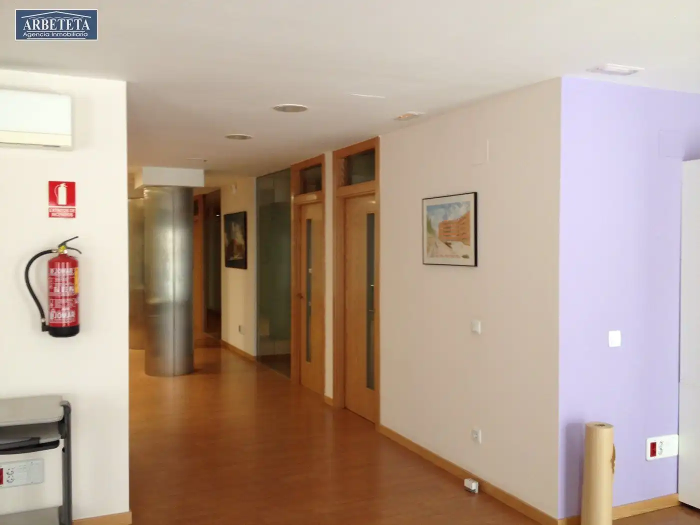 Office for sale in Guadalajara  with Air Conditioner, Heating and Storage room