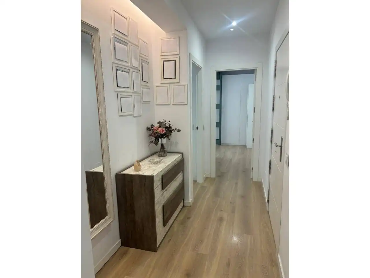 Piso en venta en Madrid con Calefacción, Terraza y Trastero
