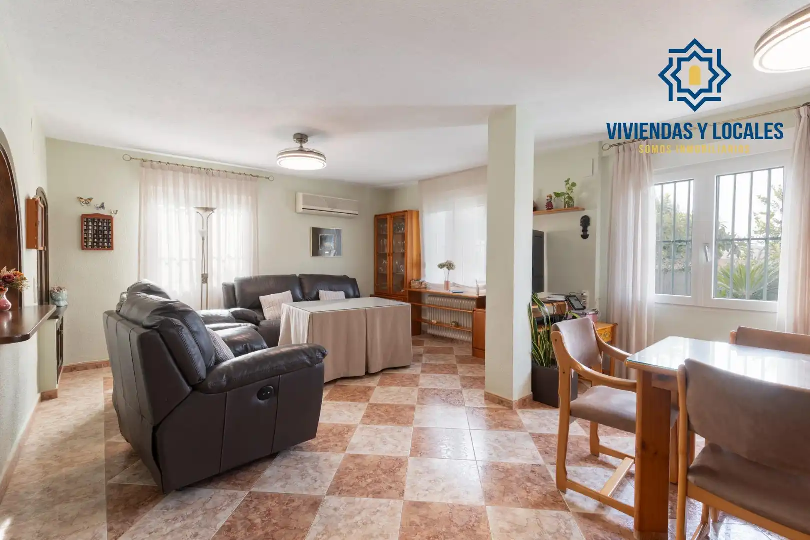 Villa mit Terrasse zum Verkauf in Calle Calle Borgoña, imagen 8