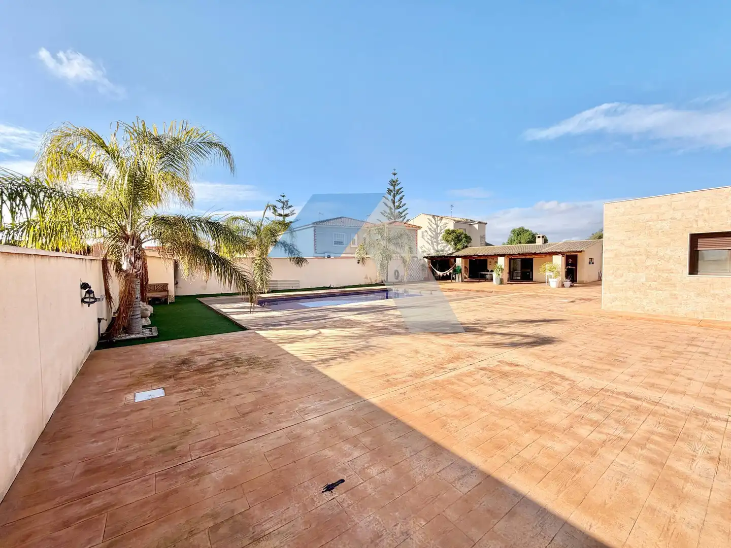 Piscina de Casa o xalet en venda en San Vicente del Raspeig / Sant Vicent del Raspeig amb Jardí privat