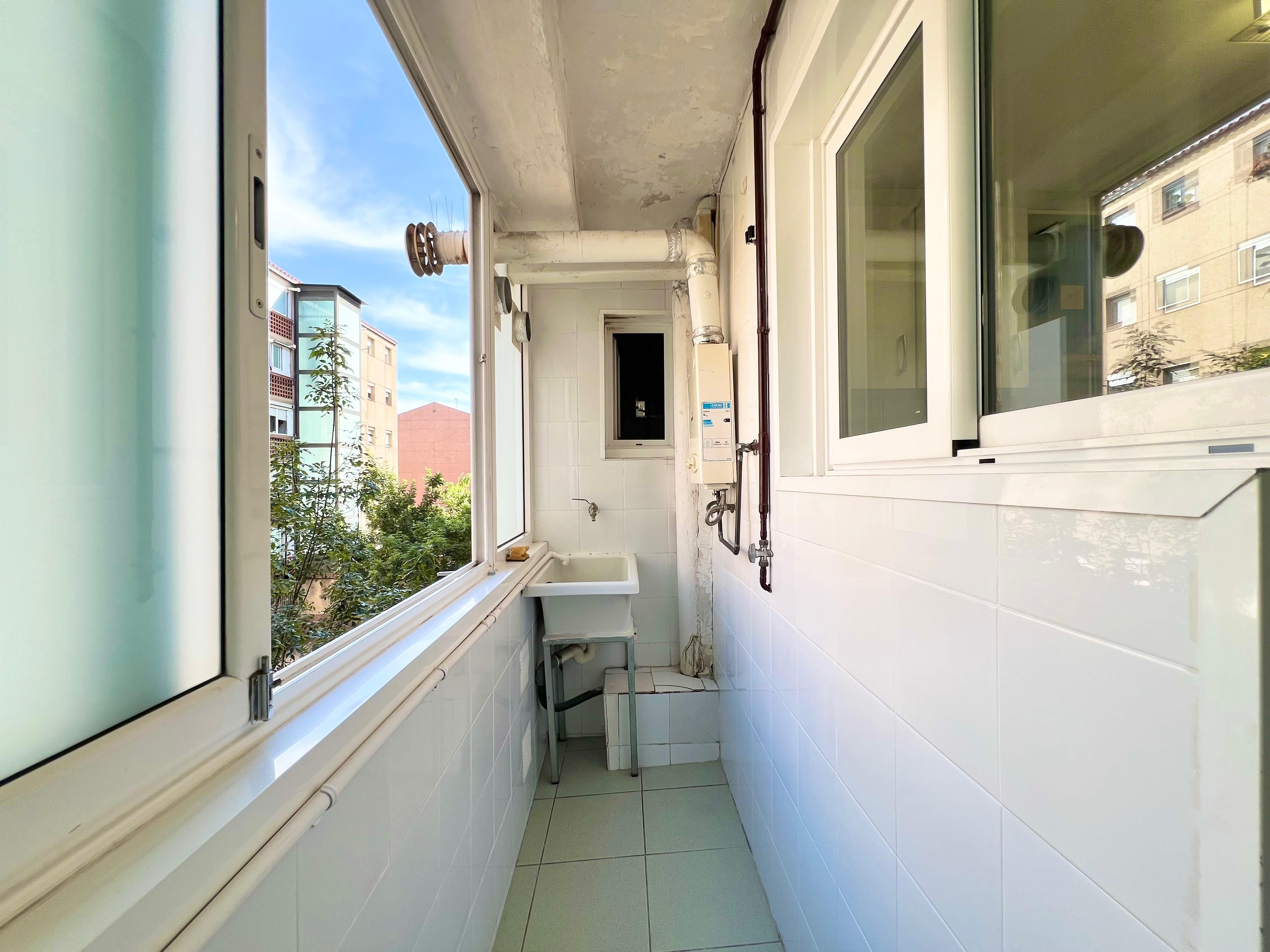 Terraza de Piso en venta en L'Hospitalet de Llobregat con Balcón