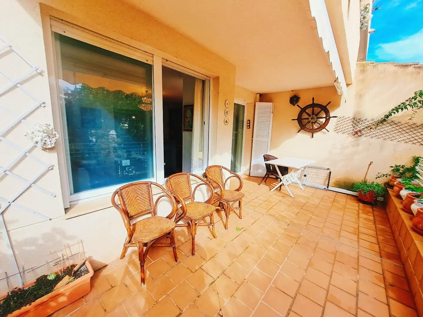 Terrasse von Erdgeschoss zum Verkauf in Calvià mit Privatgarten, Parkett und Terrasse
