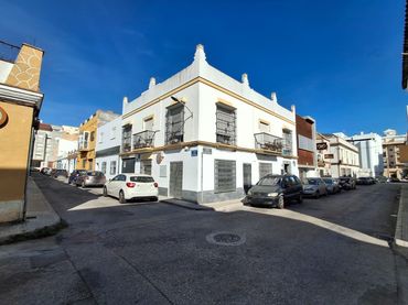 Local comercial de lloguer a Calle Niño del Matadero 6