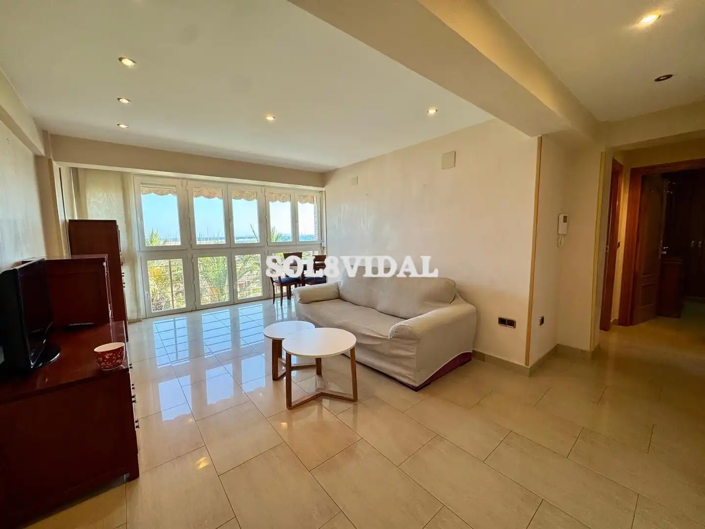 Sala de estar de Piso de alquiler en Torrevieja con Aire acondicionado, Calefacción y Amueblado