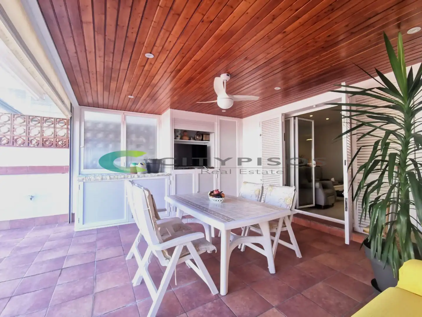 Flat with lift for sale in Avenida de Santiago Rusiñol, imagen 2