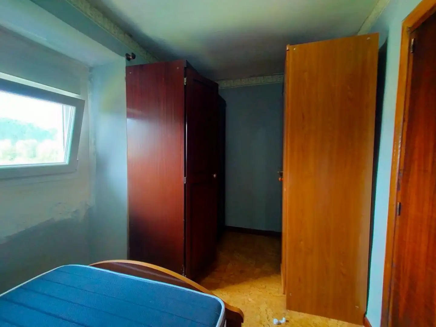 Habitación de Finca rústica en venta en Soto del Barco con Jardín privado, Terraza y Trastero