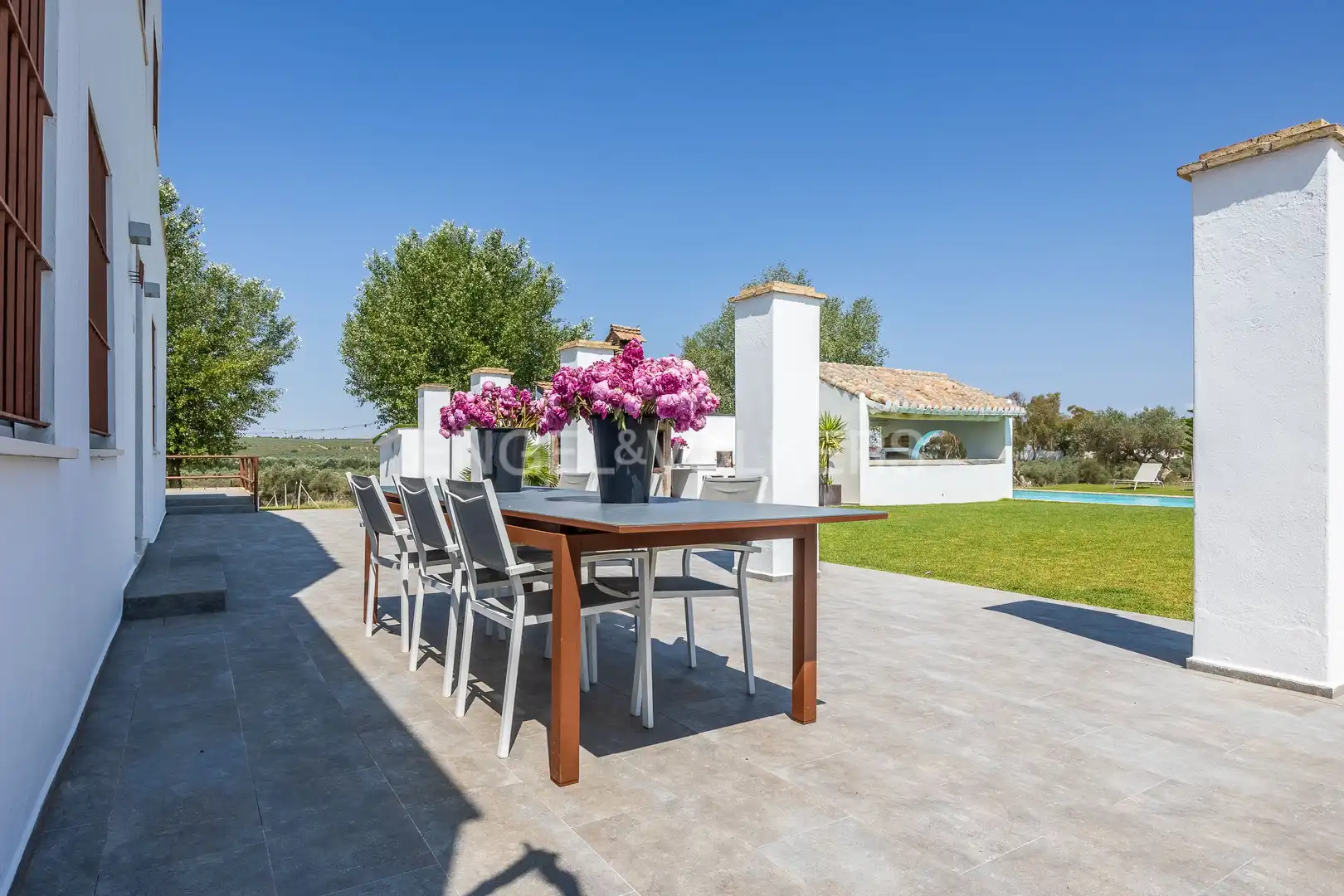 Terrasse von Country house zum Verkauf in Espartinas mit Klimaanlage, Heizung und Privatgarten