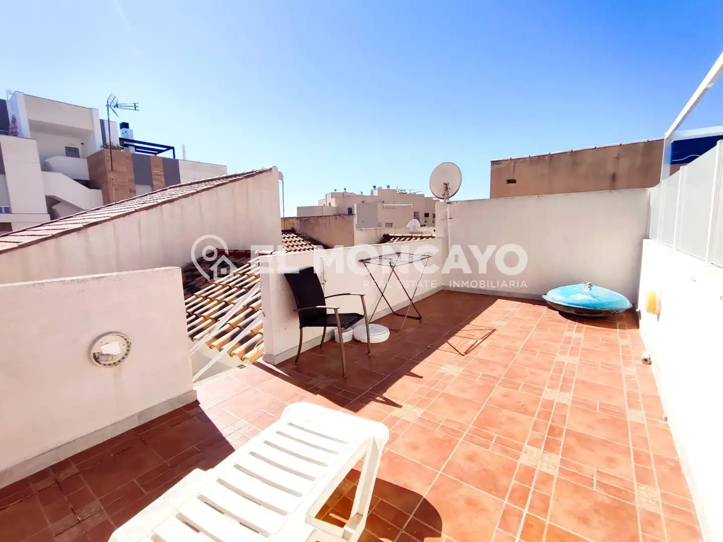 Terrassa de Casa adosada en venda en Orihuela amb Aire condicionat, Calefacció i Jardí privat