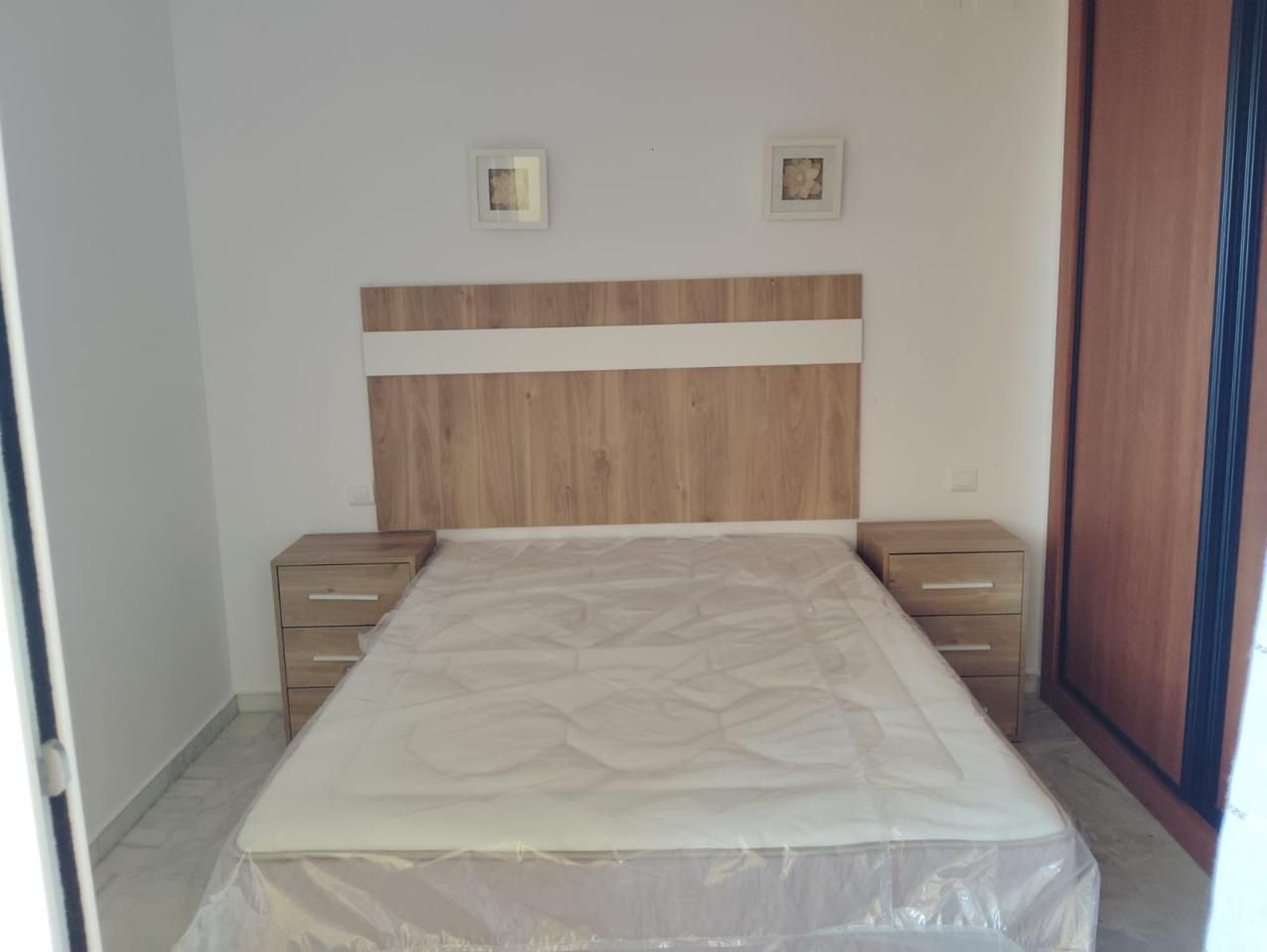Habitación de Piso de alquiler en Fuengirola con Aire acondicionado, Terraza y Amueblado