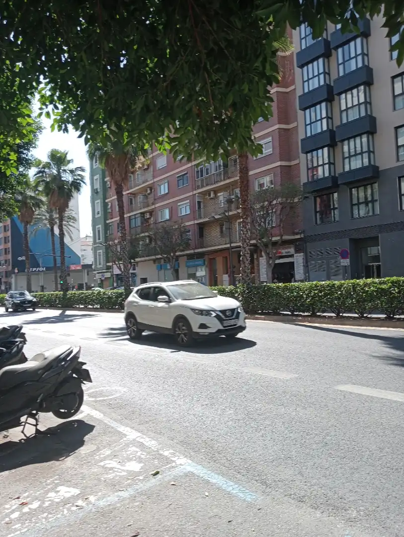 Vista exterior de Piso en venta en Valencia con Aire acondicionado, Parquet y Amueblado