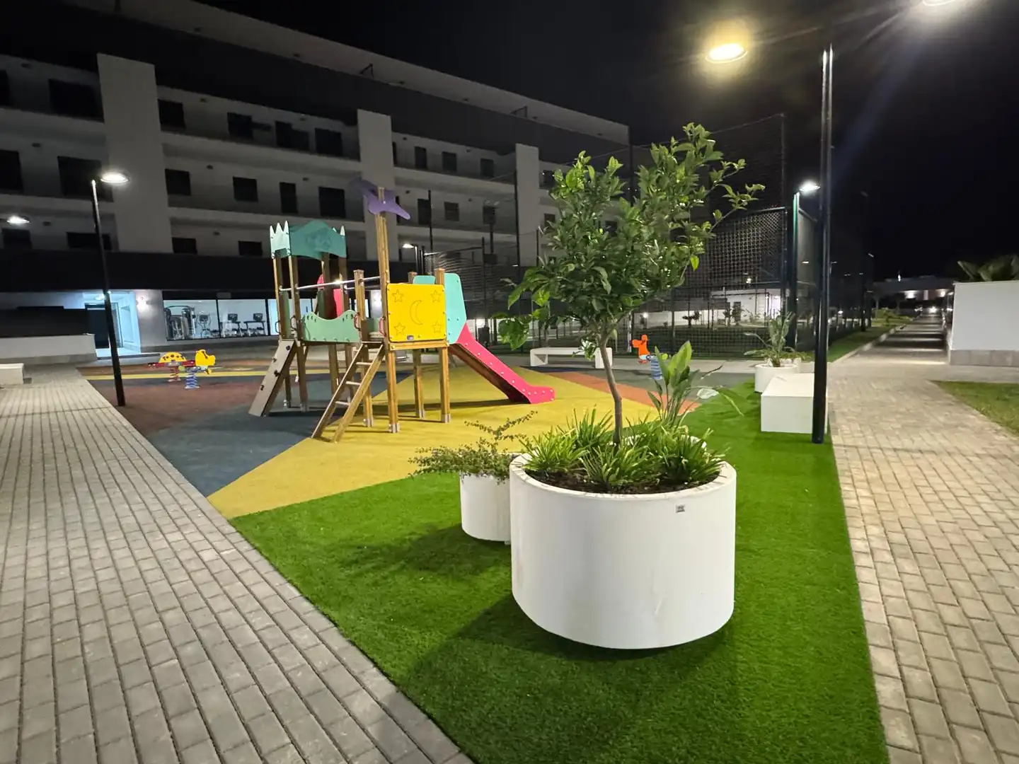 Terrasse von Wohnung zur Miete in La Rinconada mit Klimaanlage, Heizung und Terrasse