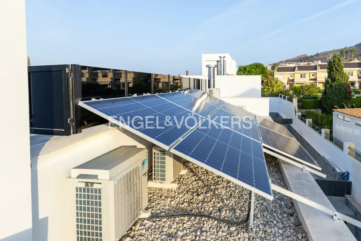 Terrace of Houses for sale in L'Alfàs del Pi  with Air Conditioner, Private garden and Swimming Pool