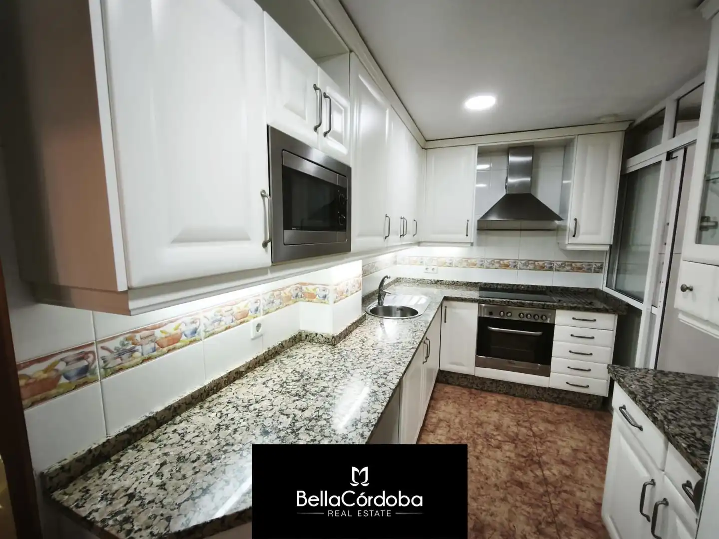 Kitchen of Flat for sale in Córdoba  with Air Conditioner and Heating