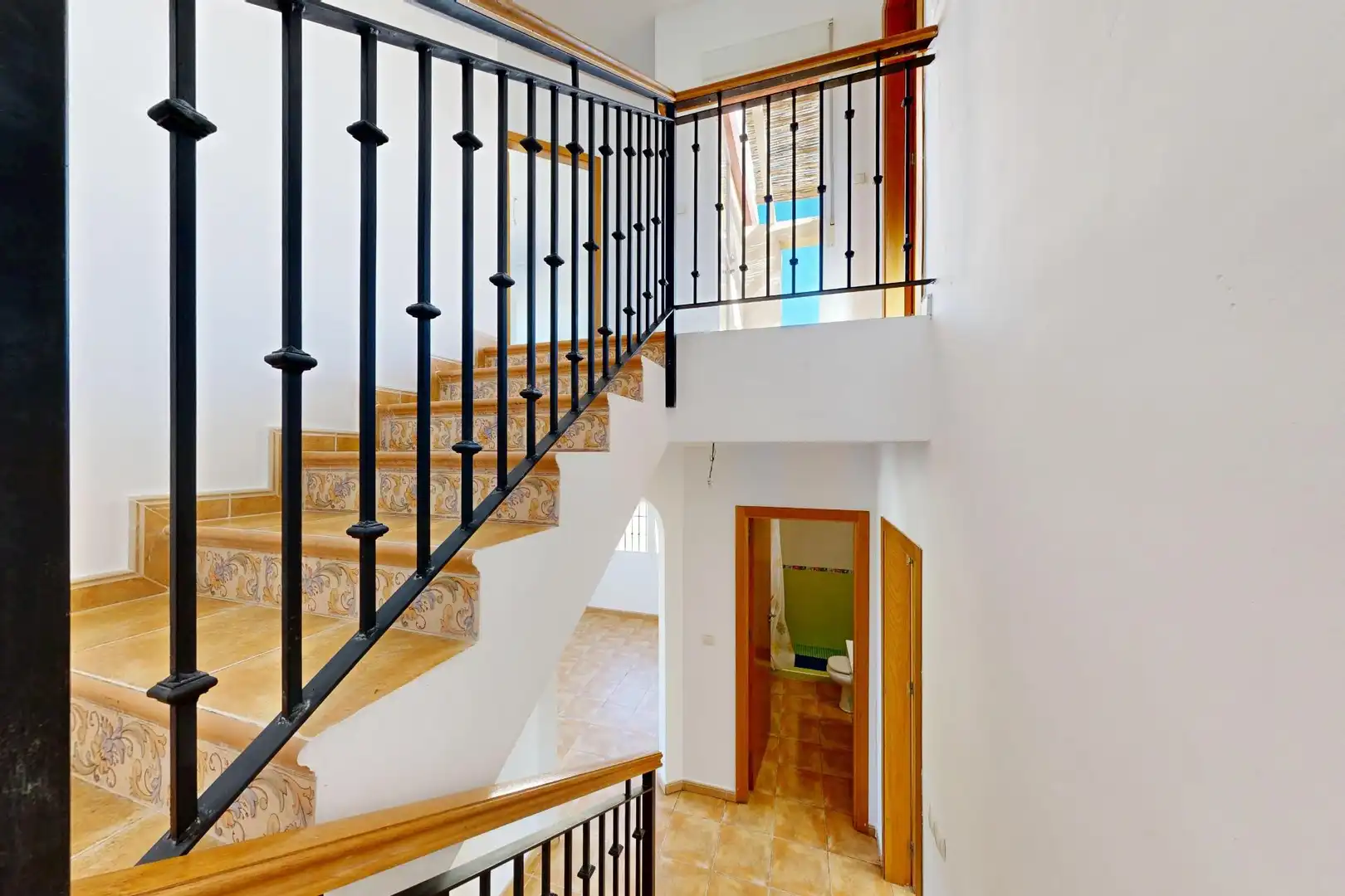 Casa adosada en venta en Cartagena con Terraza, Trastero y Balcón