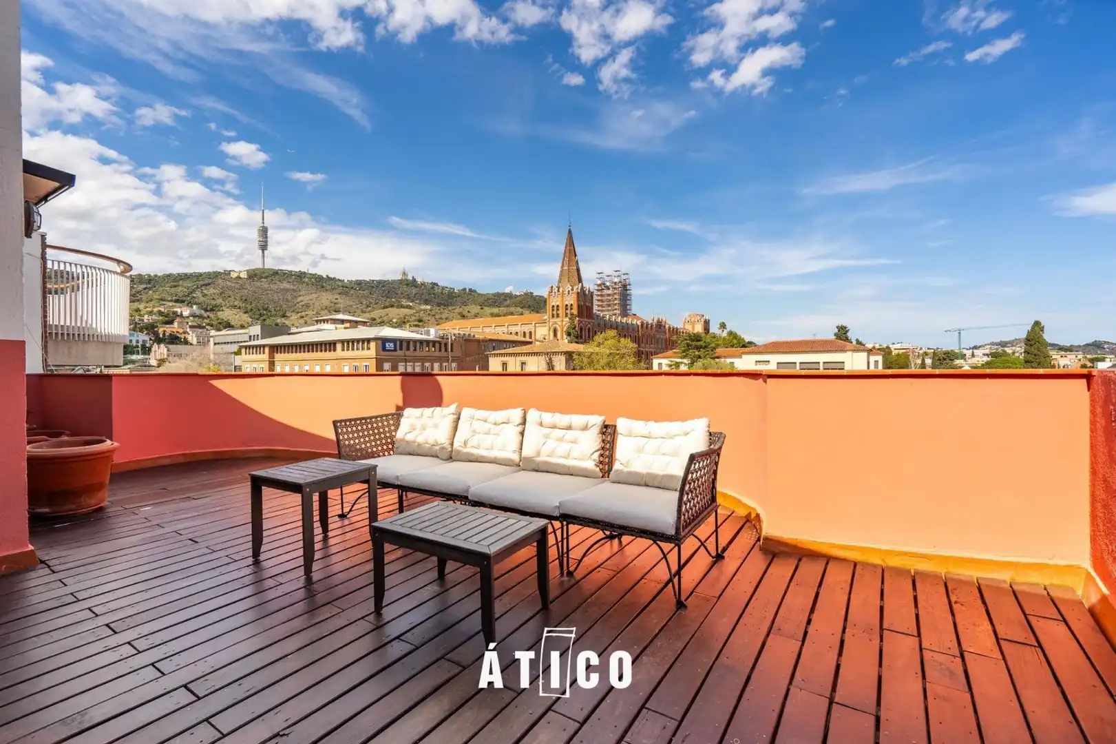 Attic for rent in Sarrià