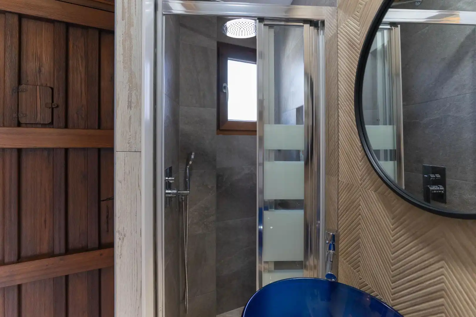 Bathroom of Detached homes for rent in Riogordo  with Air Conditioner, Private garden and Terrace