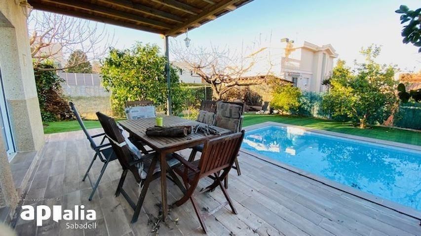 Garden of House or chalet for sale in Sabadell  with Heating, Private garden and Parquet flooring