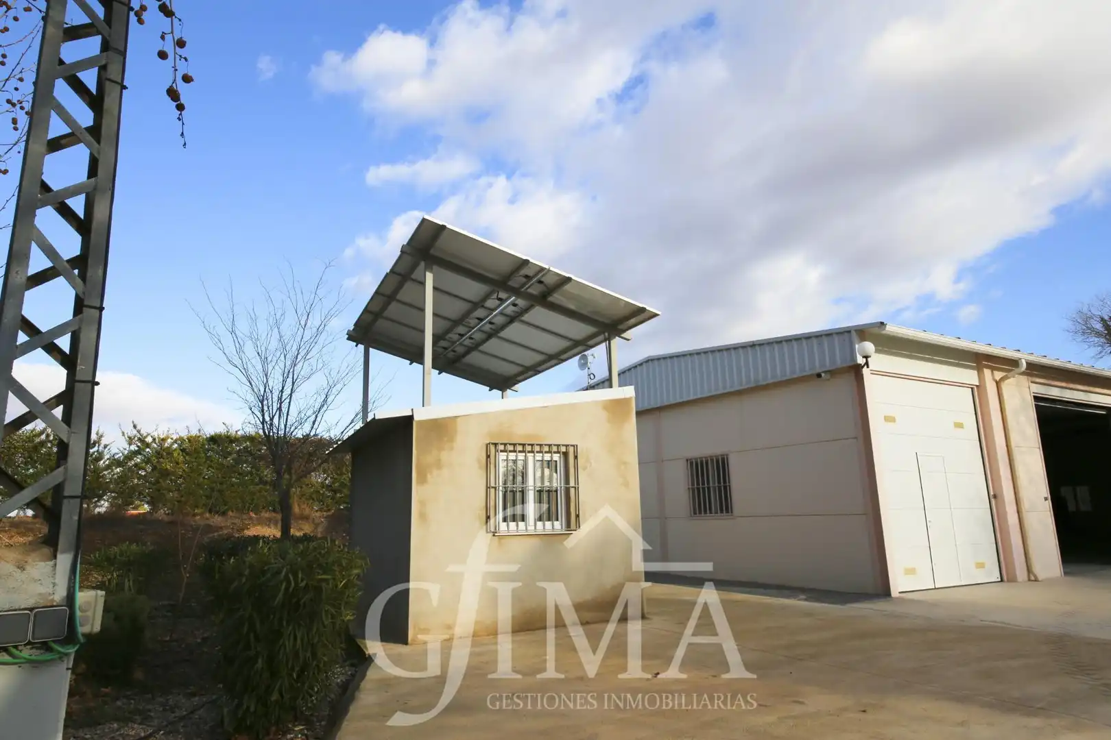 Exterior view of Houses for sale in Argamasilla de Alba  with Air Conditioner, Heating and Terrace