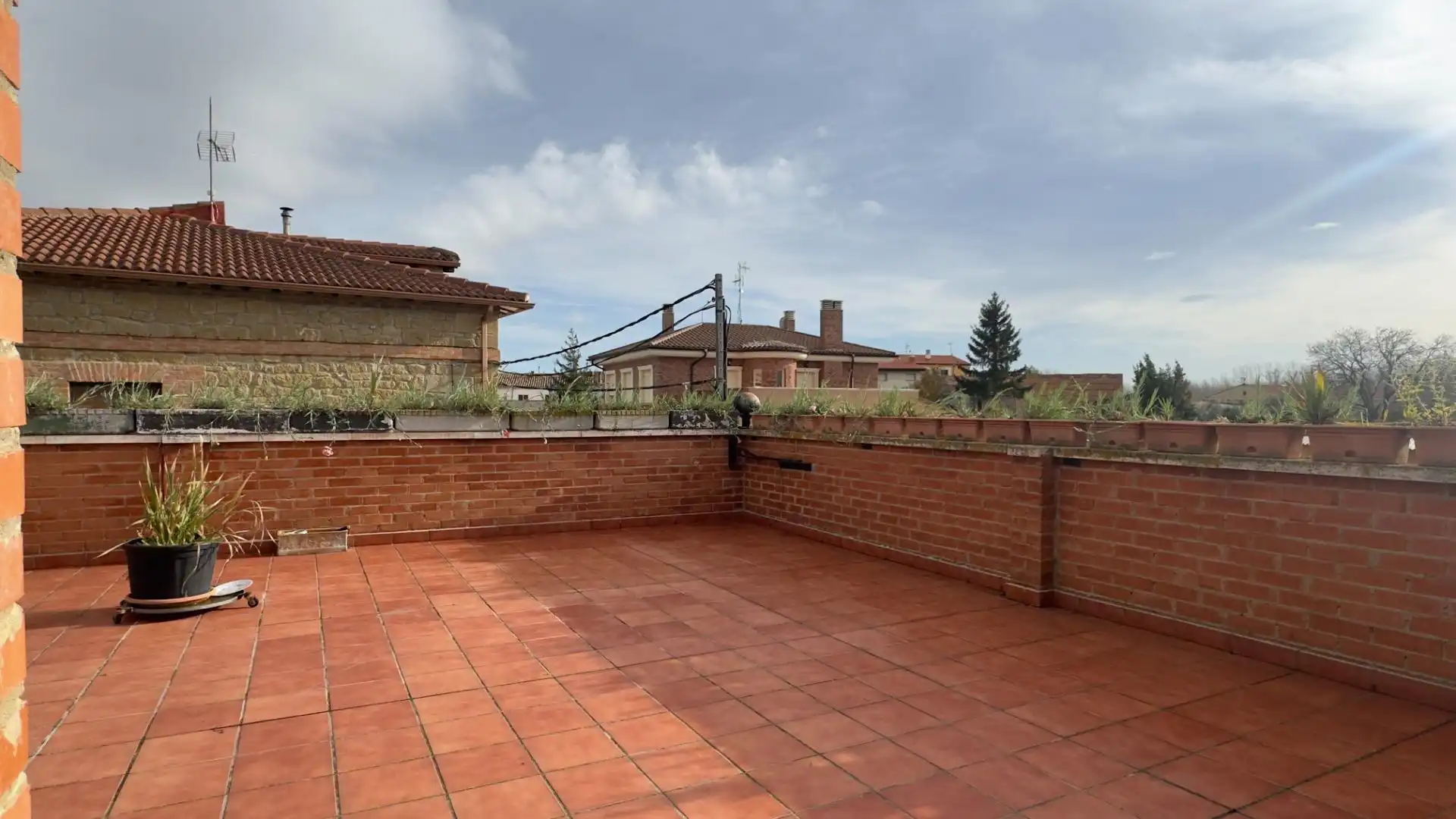 Terraza de Finca rústica en venta en Baños de Rioja con Calefacción, Jardín privado y Terraza