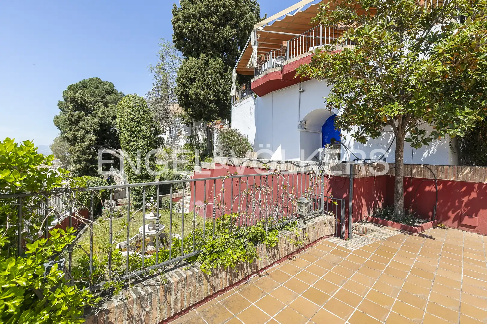 Vista exterior de Finca rústica en venta en Granada con Calefacción, Jardín privado y Terraza