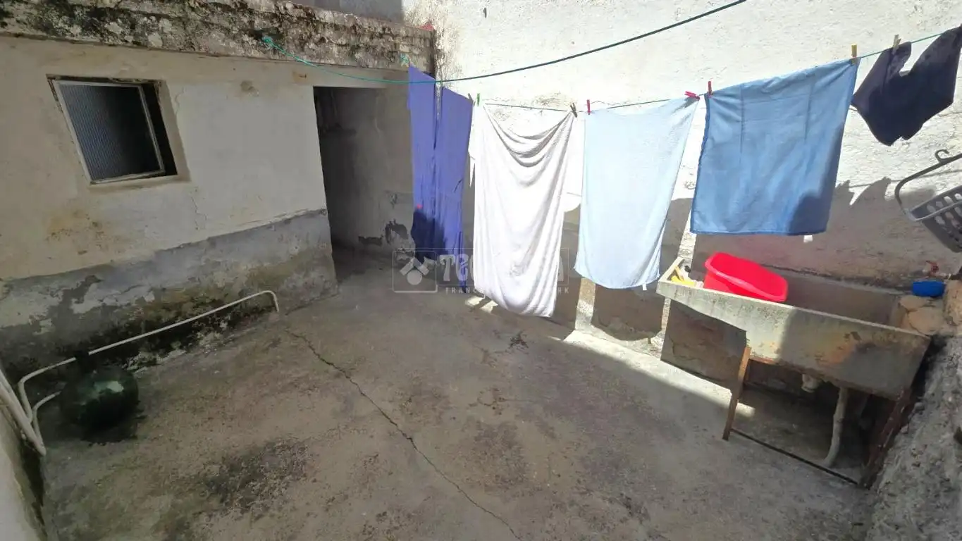 Country homes for sale in La Nava de Ricomalillo  with Air Conditioner and Private garden