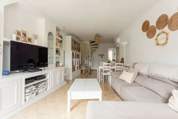Duplex with terrace for sale in Calle Pocito, imagen 4