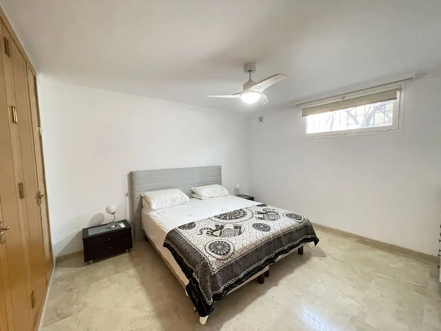 Bedroom of Houses for sale in Estepona  with Air Conditioner, Private garden and Terrace