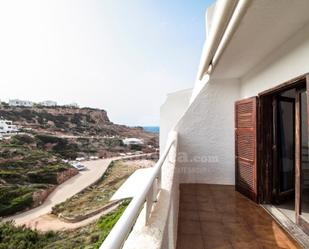 Vista exterior de Apartament en venda en Ciutadella de Menorca amb Terrassa, Piscina i Piscina comunitària