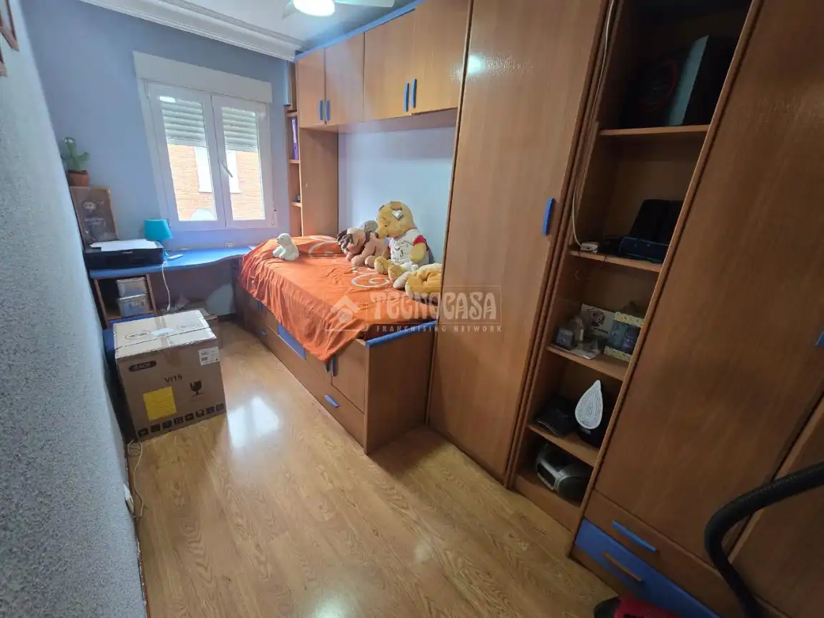 Habitación de Piso en venta en Alcorcón con Aire acondicionado, Terraza y Amueblado