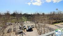 Aparcament de Apartament en venda en Empuriabrava amb Calefacció, Jardí privat i Piscina comunitària