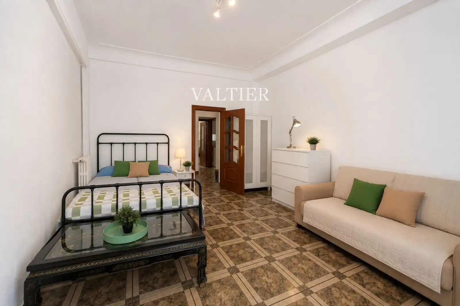 Schlafzimmer von Wohnung zur Miete in Madrid mit Klimaanlage und Möbliert