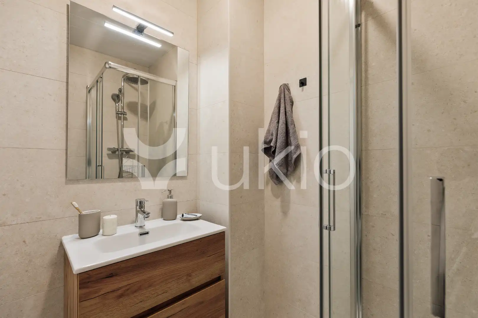 Apartament de lloguer a Carrer de Sardenya, Sagrada Família