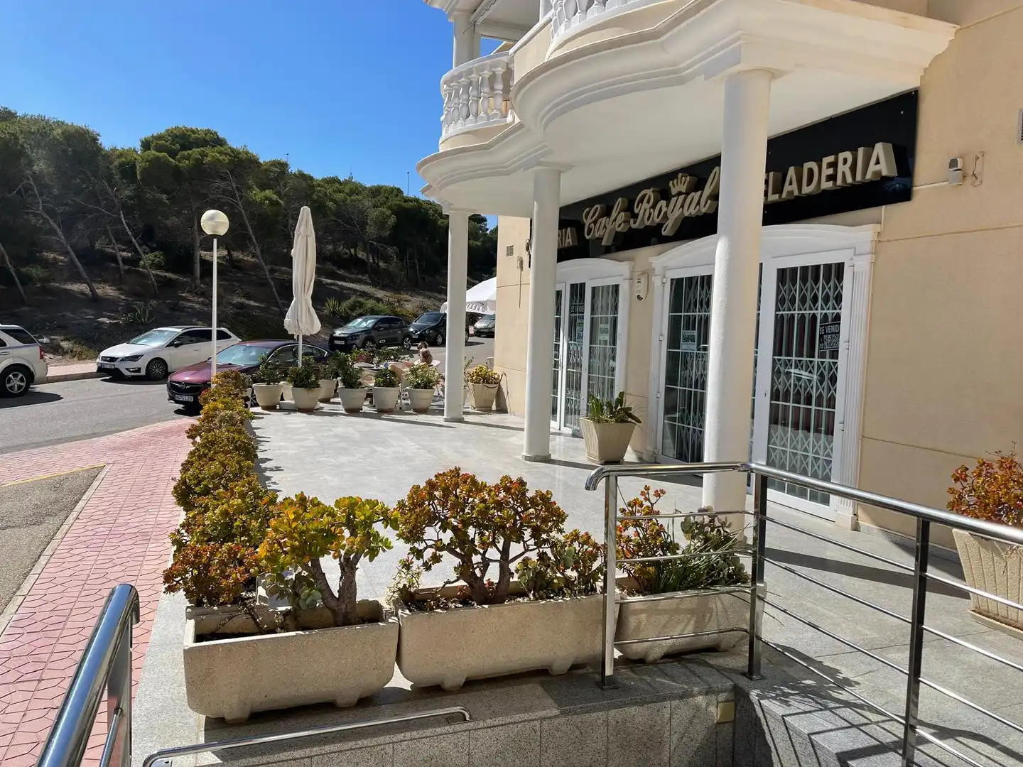Commercial properties for sale in El Moncayo - El Pòrtic