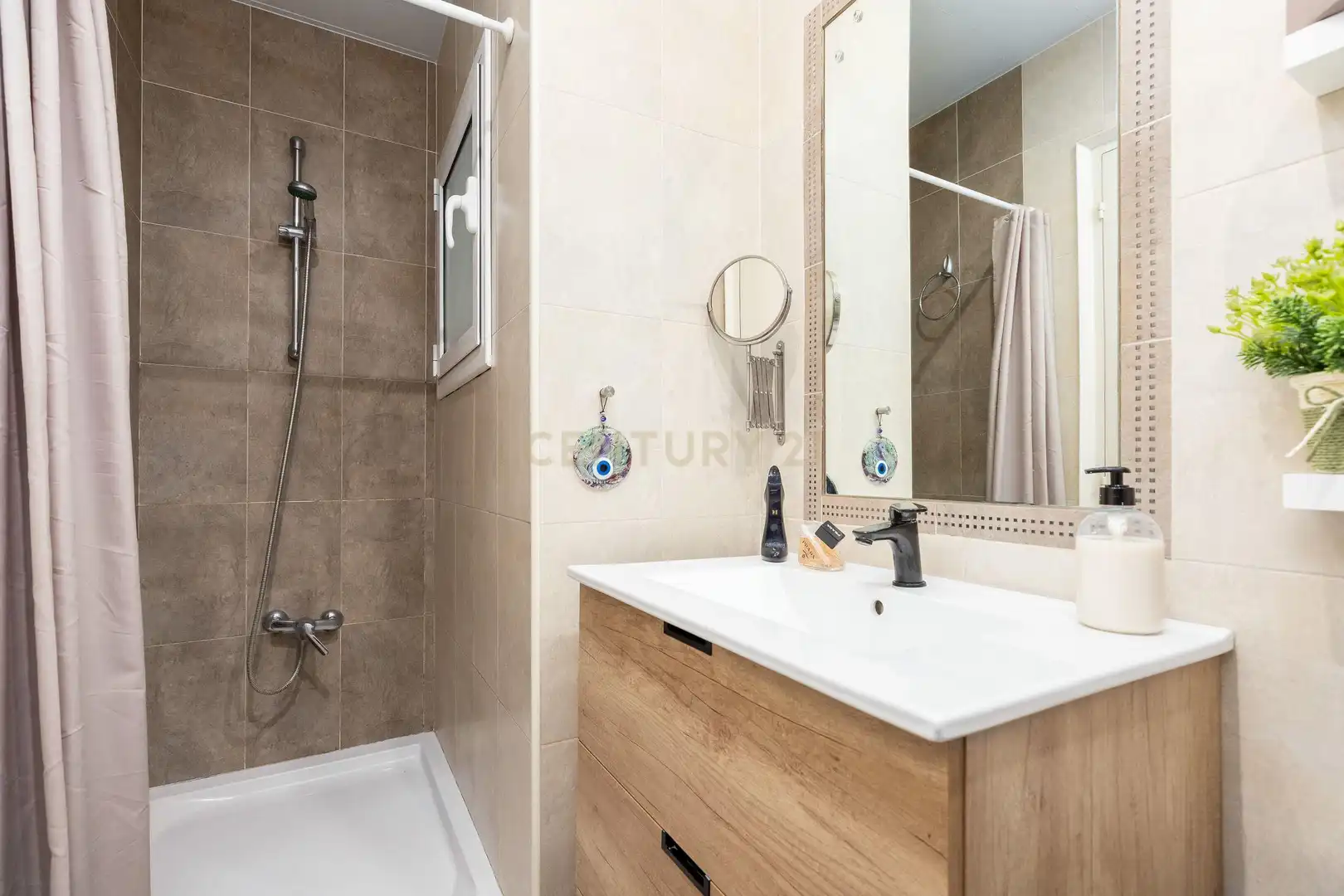 Baño de Apartamento en venta en Llinars del Vallès
