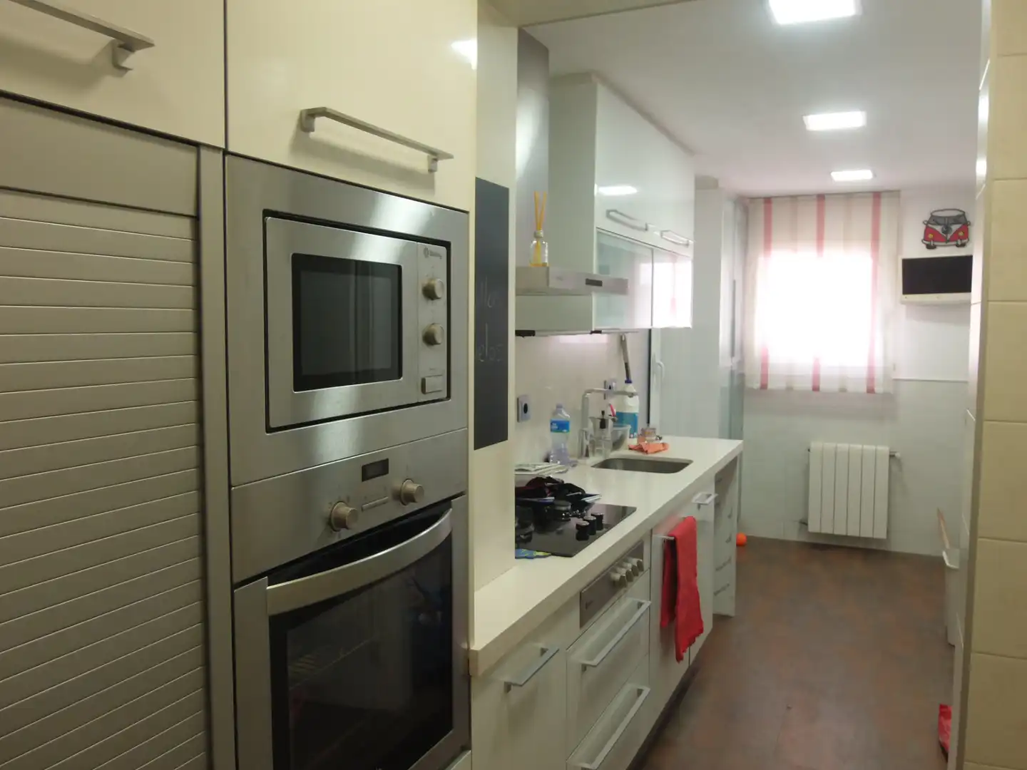 Kitchen of Flat for sale in Barcelona  with Air Conditioner, Heating and Oven