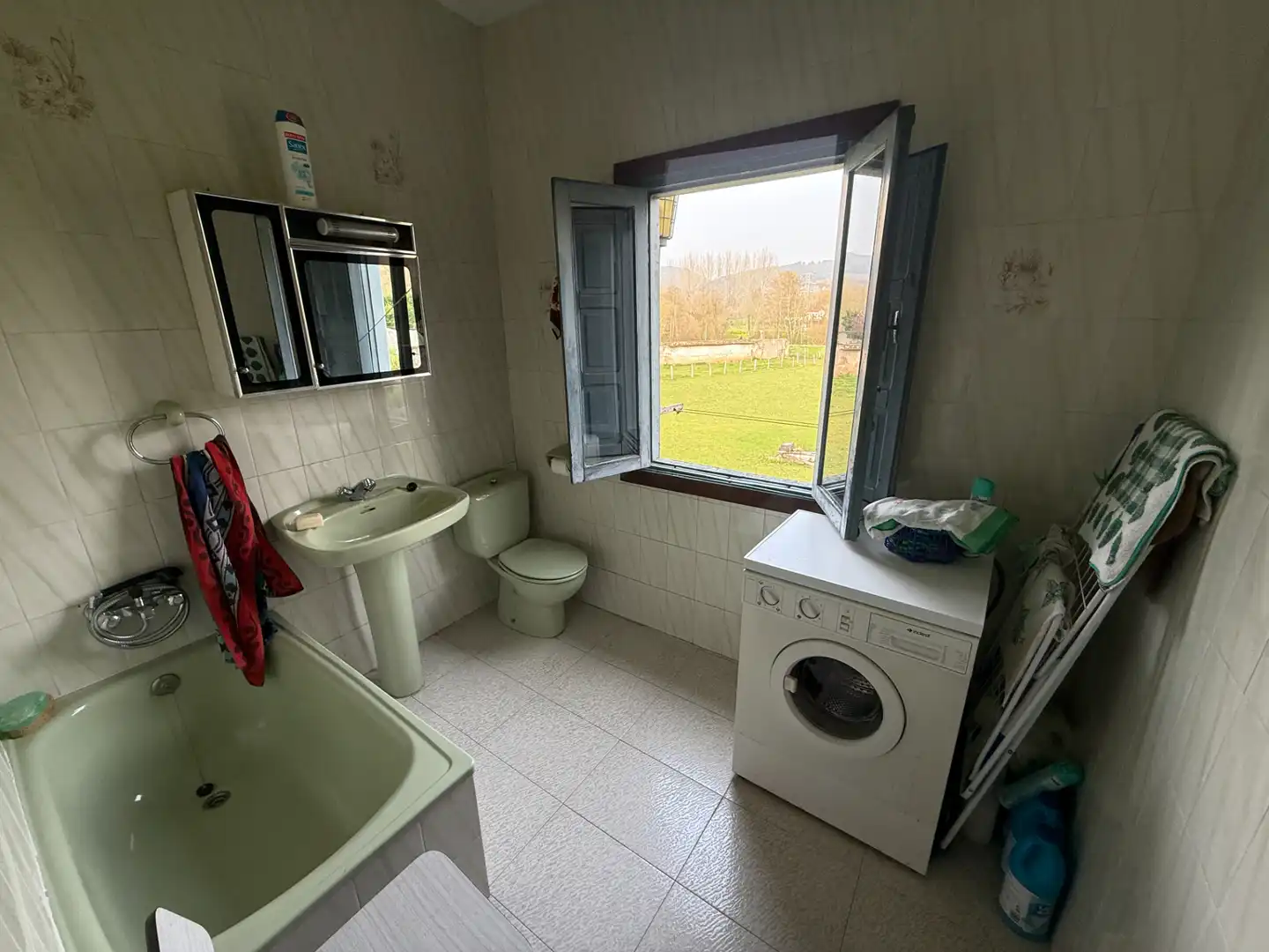 Bany de Casa o xalet en venda en Grado