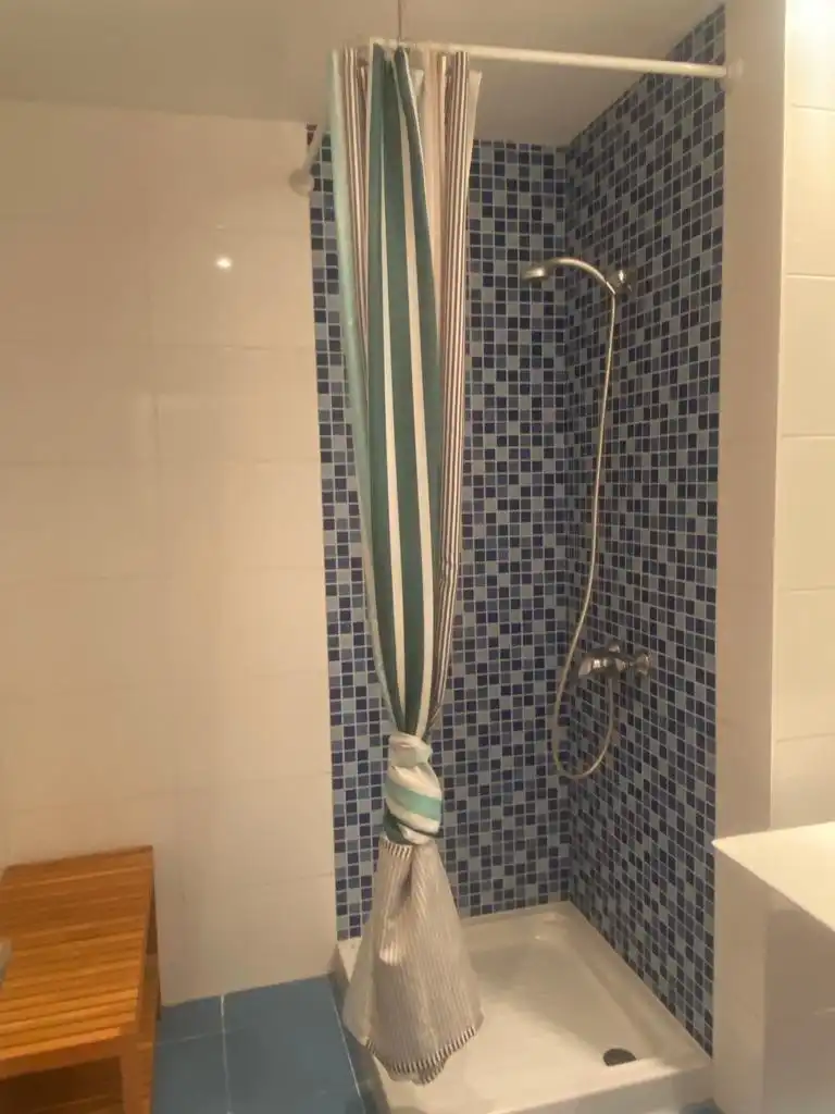 Baño de Apartamento en venta en Valladolid con Jardín privado y Piscina comunitaria