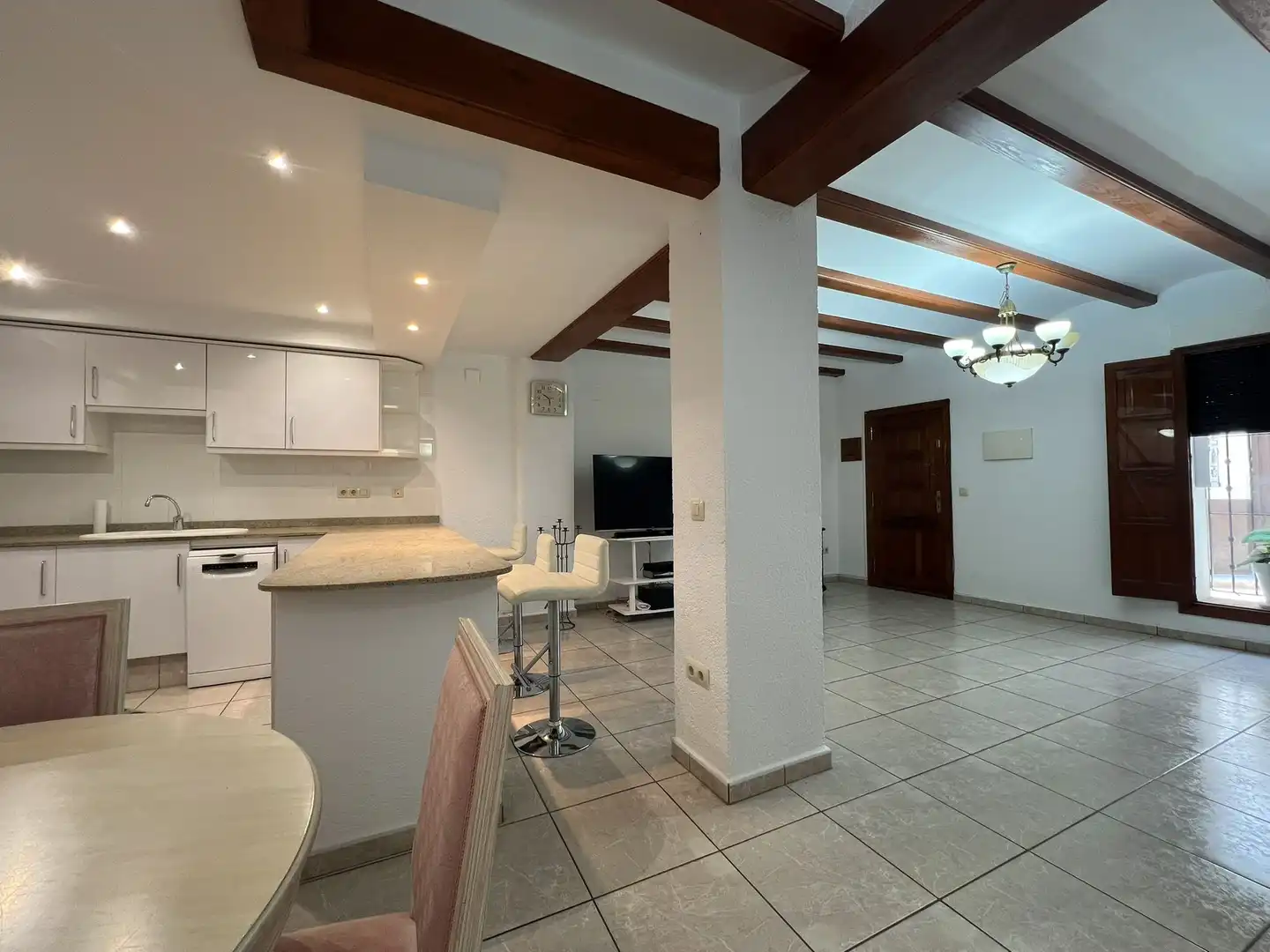Kitchen of Houses for sale in Oliva  with Air Conditioner and Terrace