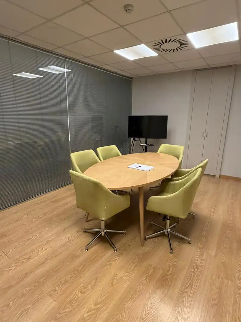 Ufficio con ascensore in affitto a Avinguda Diagonal 453